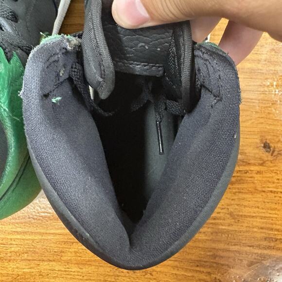 Size 9 - Jordan 1 Retro OG High Pine Green 2.0 - Picture 7 of 8